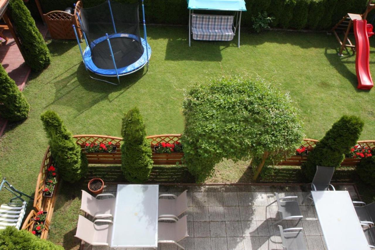 Zacisze Konopnickiej Apartment โปเบียโรโว ภายนอก รูปภาพ