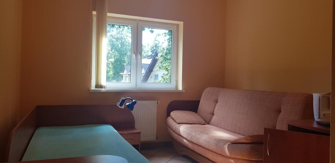 Zacisze Konopnickiej Apartment โปเบียโรโว ภายนอก รูปภาพ